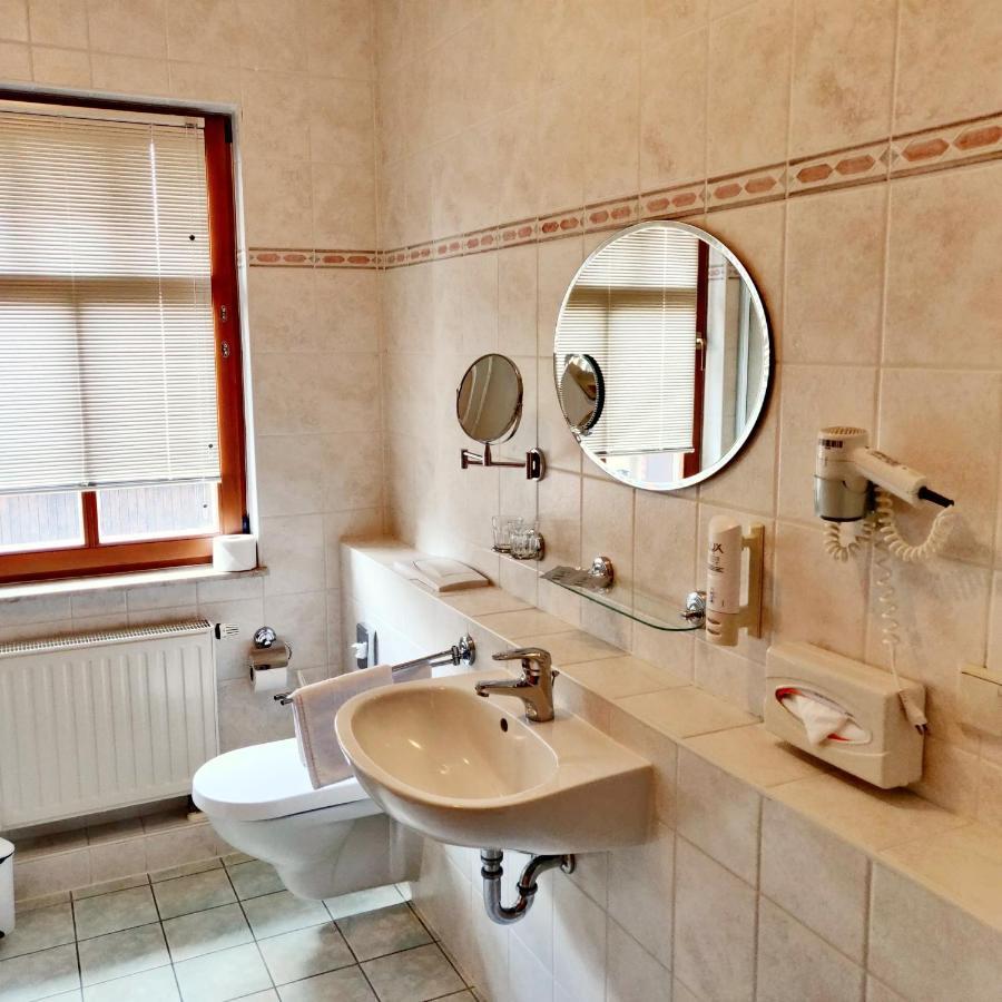 Klingenberg Hotel Neue Hoehe מראה חיצוני תמונה